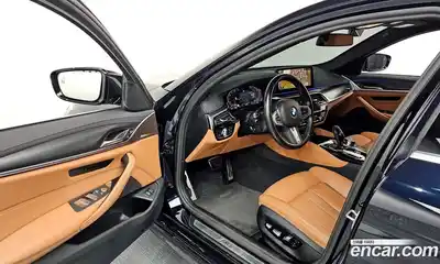 BMW 5-Series 2023 2.0 гидро в Москве № 1468458, миниатюра 10