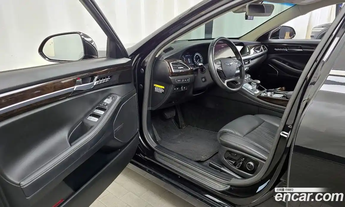 Genesis G90 2021 3.8 гидро в Москве, фото 13