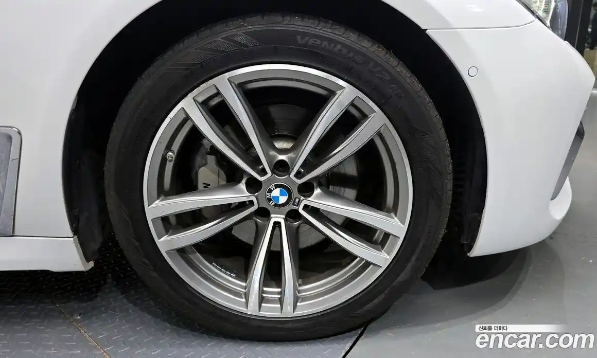 BMW 7-Series 2017 3.0 гидро в Москве, фото 5