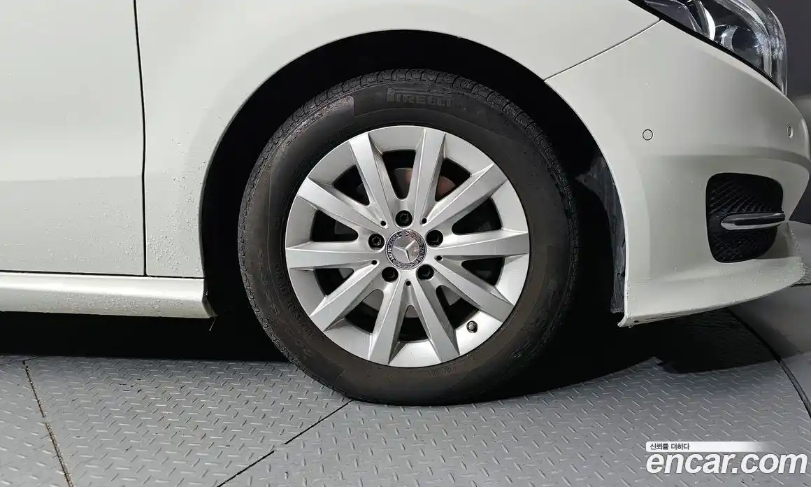 Mercedes-Benz B-Class 2016 2.1 гидро в Москве, фото 5