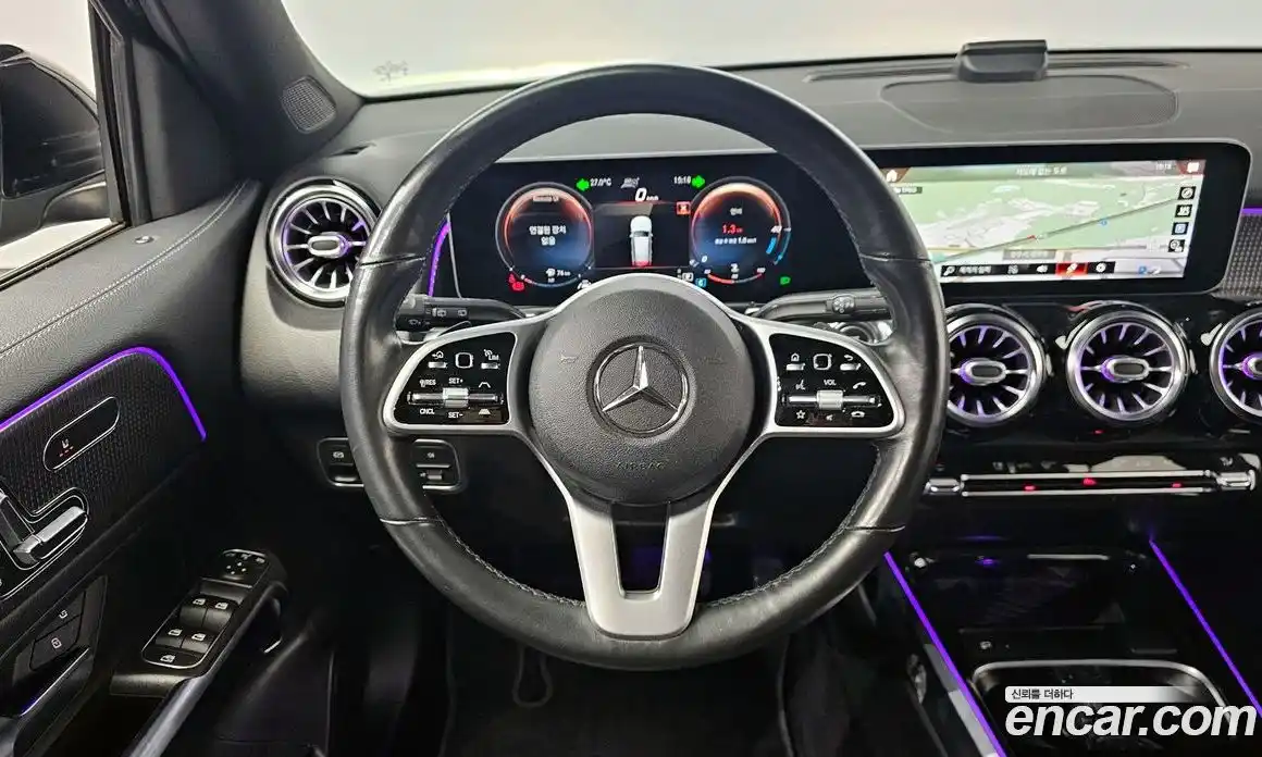 Mercedes-Benz GLB-Class 2020 2.0 гидро в Москве, фото 13