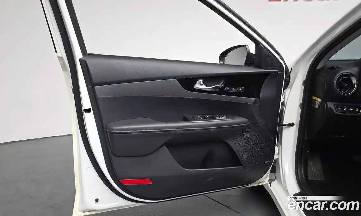 Kia K3 2018 1.6 гидро в Москве, фото 13