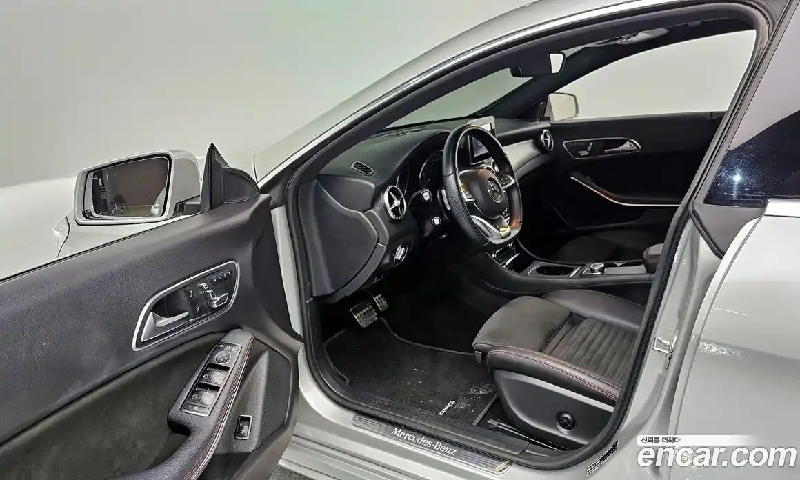 Mercedes-Benz CLA-Class 2018 2.0 гидро в Москве, фото 10