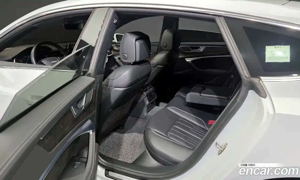 Audi A7 2020 3.0 гидро в Москве, фото 11