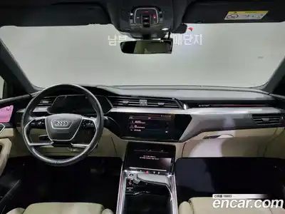 Audi e-tron 2021 0.2 гидро в Москве № 163957, миниатюра 7