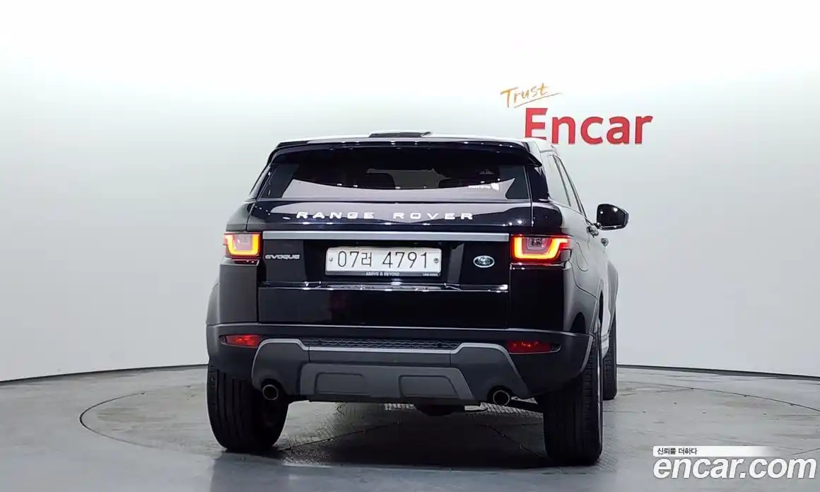 Land Rover Range-Rover Evoque 2017 2.0 гидро в Москве № 166162, фото 4