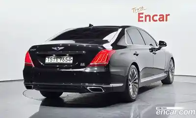 Genesis EQ900