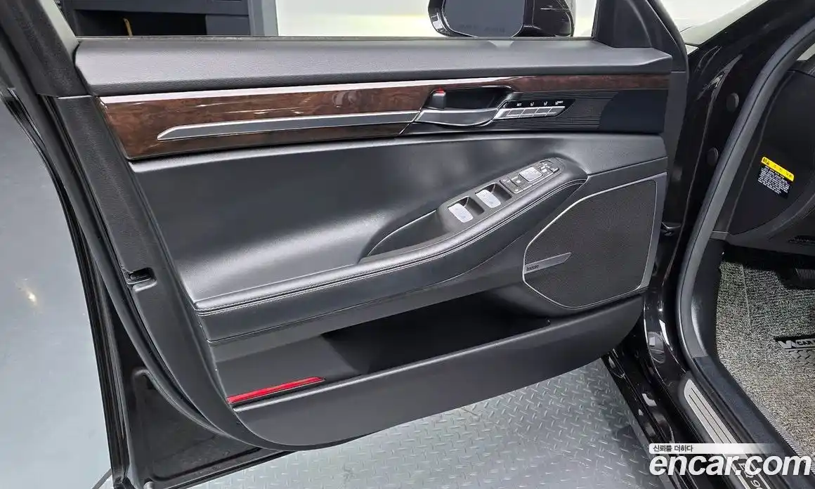Genesis EQ900 2018 3.8 гидро в Москве, фото 13