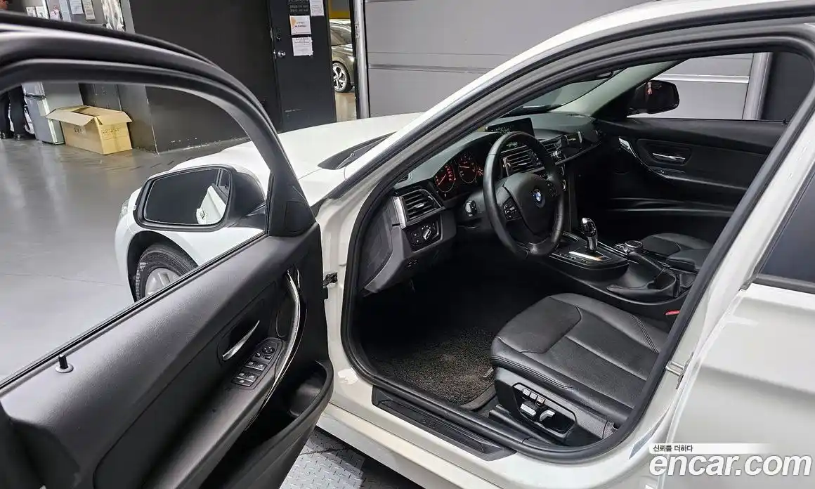BMW 3-Series 2018 2.0 гидро в Москве № 1760952, фото 13