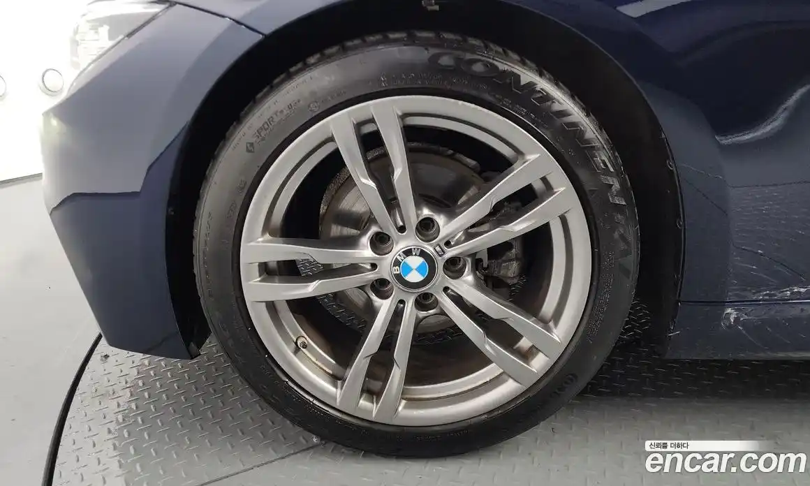 BMW 3-Series 2018 2.0 гидро в Москве № 193177, фото 5