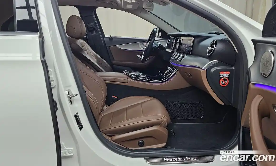 Mercedes-Benz E-Class 2019 2.0 гидро в Москве № 194357, фото 11