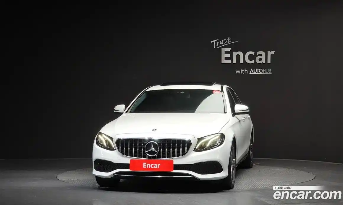 Mercedes-Benz E-Class 2019 2.0 гидро в Москве № 194357, фото 3