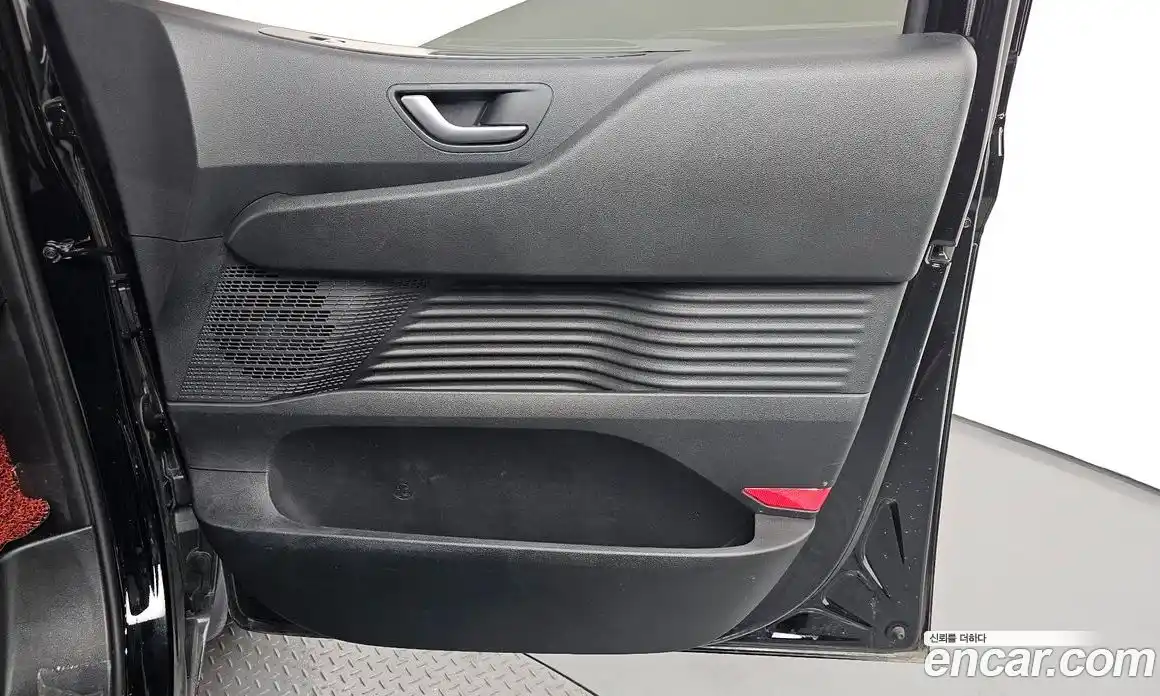 Hyundai Staria 2022 2.2 гидро в Москве, фото 14