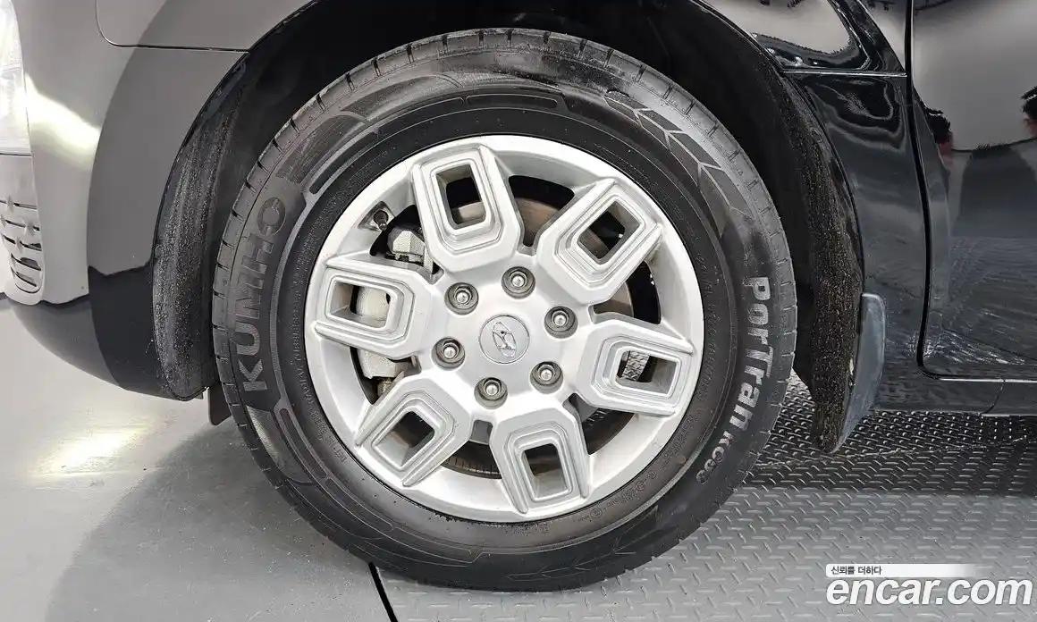 Hyundai Staria 2022 2.2 гидро в Москве, фото 4