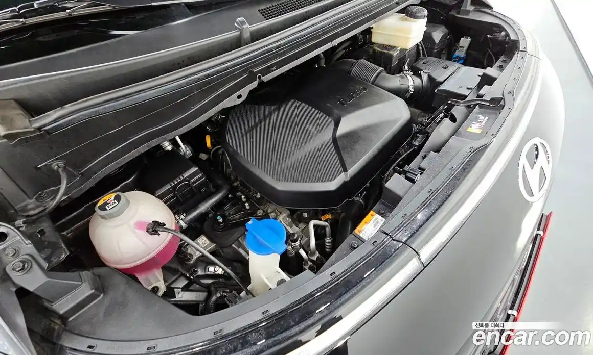 Hyundai Staria 2022 2.2 гидро в Москве, фото 5