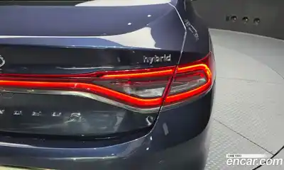 Hyundai Grandeur 2018 2.4 гидро в Москве № 1977227, миниатюра 9