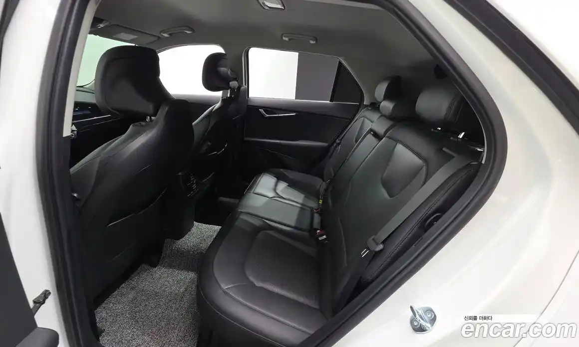 Kia Niro 2023 1.6 гидро в Москве, фото 16