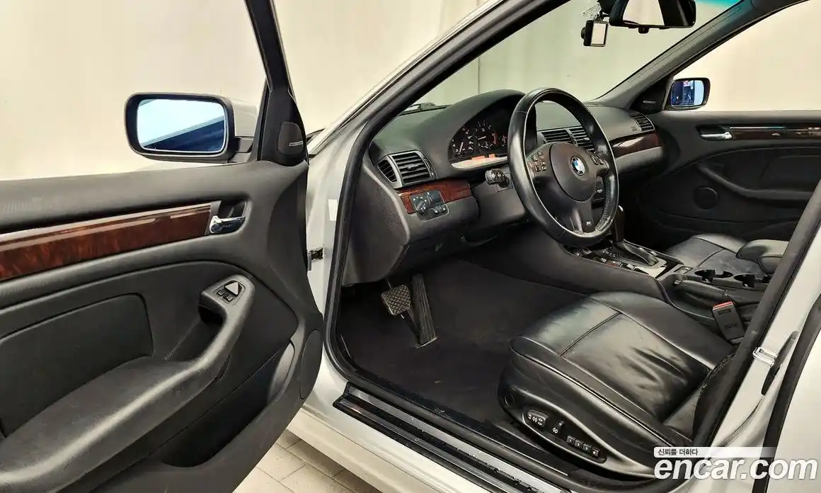 BMW 3-Series 2003 2.5 гидро в Москве, фото 10