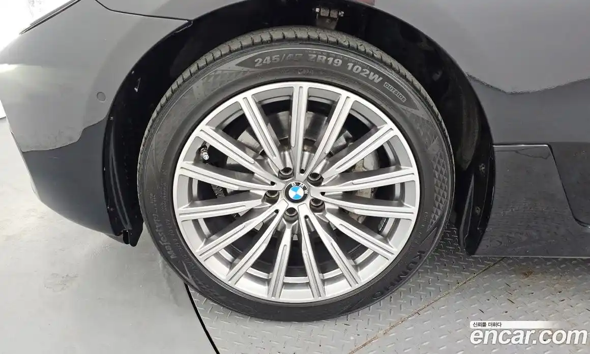 BMW 6-Series 2019 3.0 гидро в Москве, фото 5