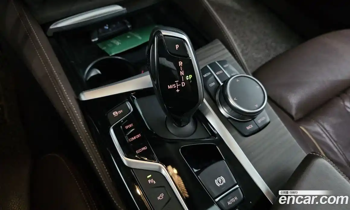 BMW 6-Series 2019 3.0 гидро в Москве, фото 9