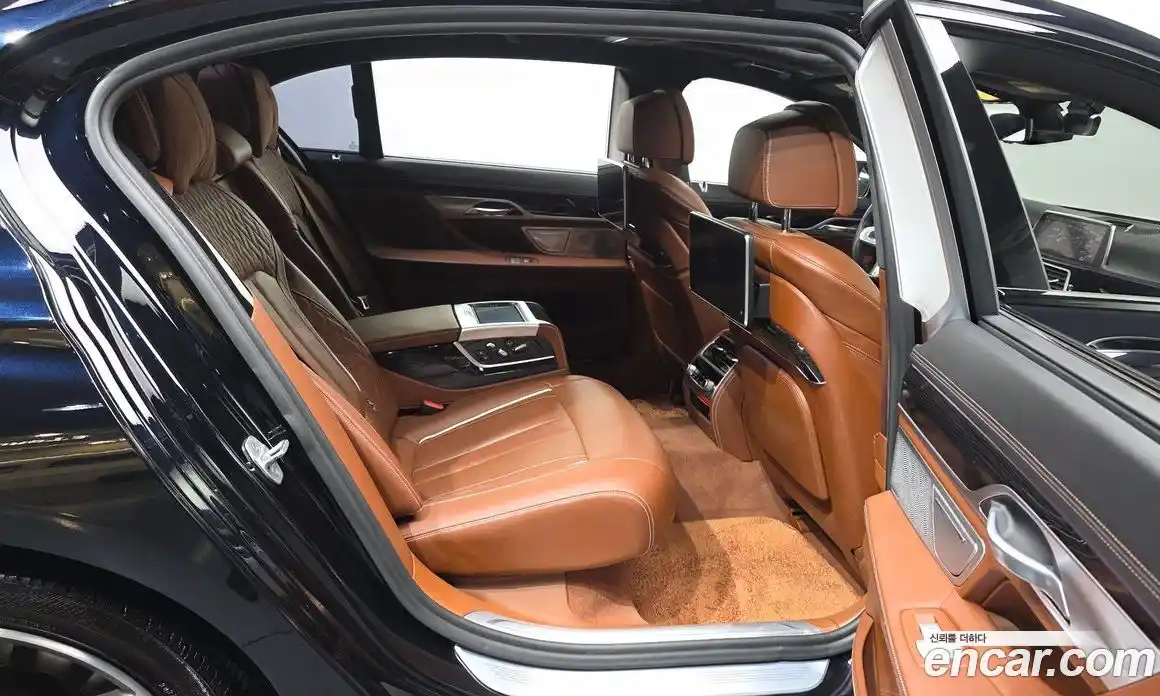 BMW 7-Series 2019 6.6 гидро в Москве № 1977930, фото 18