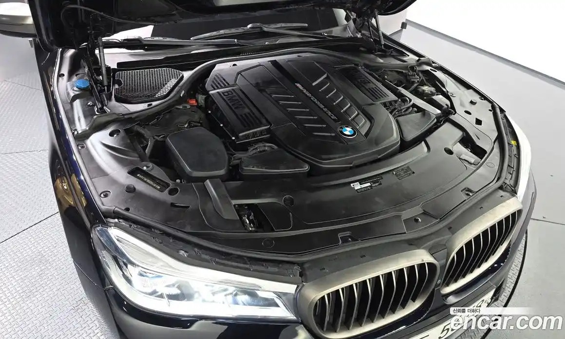 BMW 7-Series 2019 6.6 гидро в Москве № 1977930, фото 6