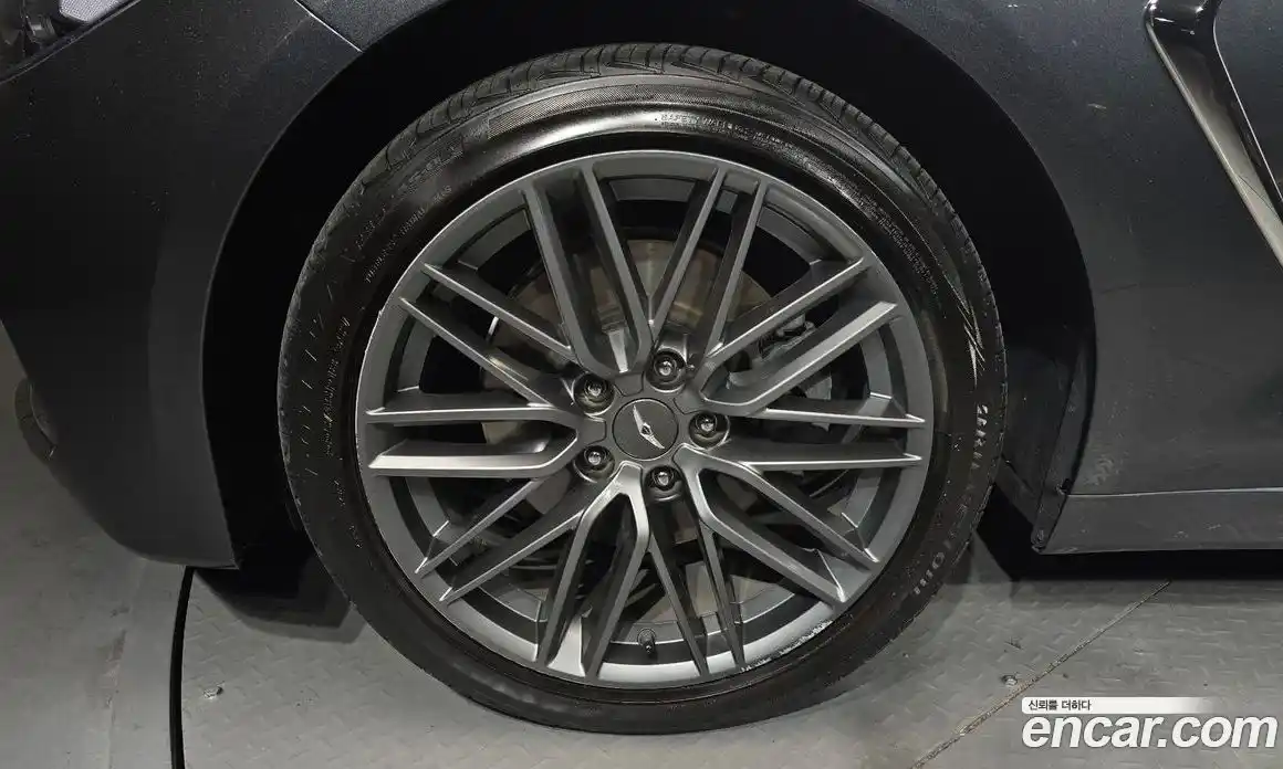 Genesis G70 2018 2.0 гидро в Москве, фото 5