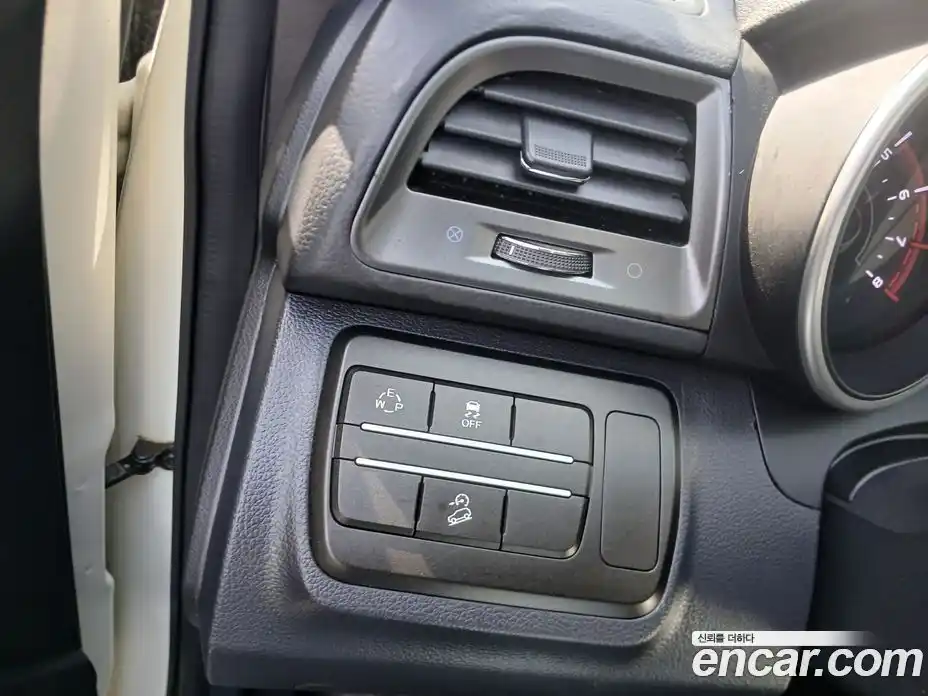 SsangYong TIBOLI 2019 1.6 гидро в Москве, фото 14