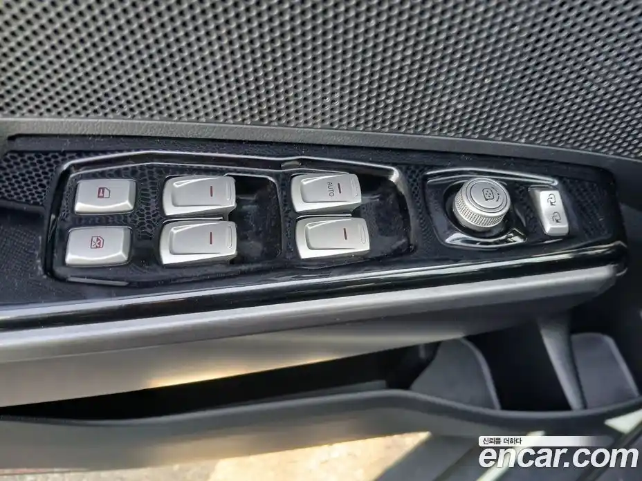 SsangYong TIBOLI 2019 1.6 гидро в Москве, фото 17