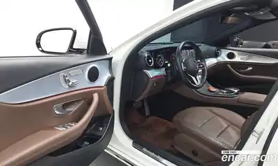 Mercedes-Benz E-Class 2020 2.0 гидро, миниатюра 11