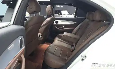 Mercedes-Benz E-Class 2020 2.0 гидро, миниатюра 12