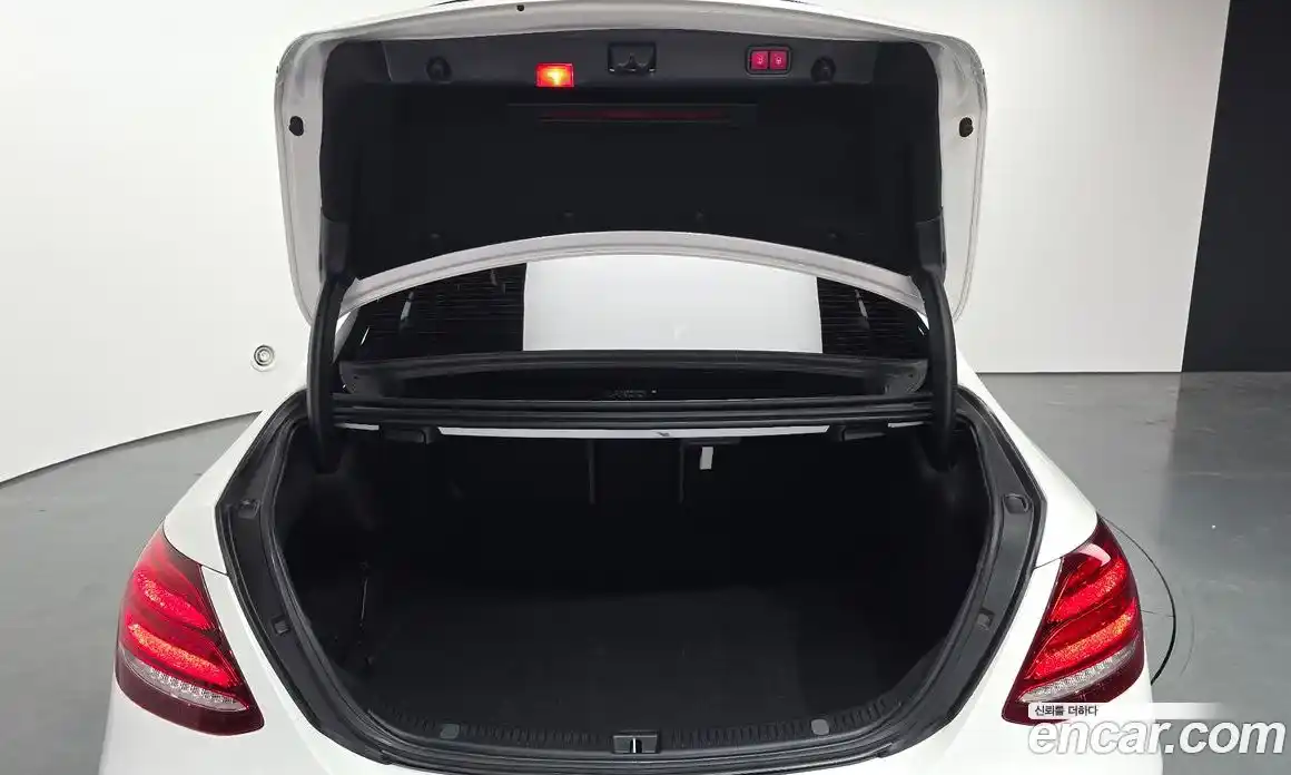 Mercedes-Benz E-Class 2020 2.0 гидро, фото 20