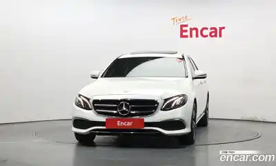 Mercedes-Benz E-Class 2020 2.0 гидро, миниатюра 3