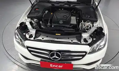 Mercedes-Benz E-Class 2020 2.0 гидро, миниатюра 6
