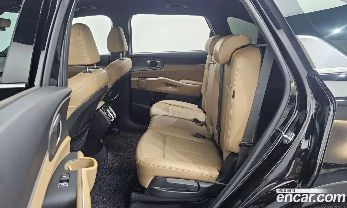 Kia Sorento 2023 2.2 гидро в Москве, фото 16