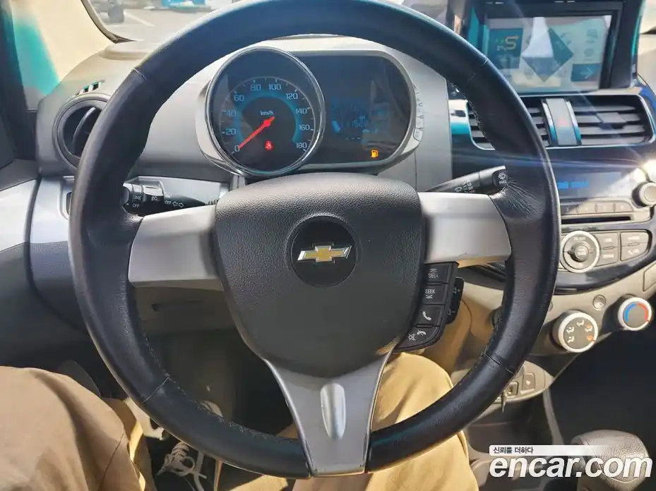 Chevrolet Spark 2013 1.0 гидро в Москве, фото 6