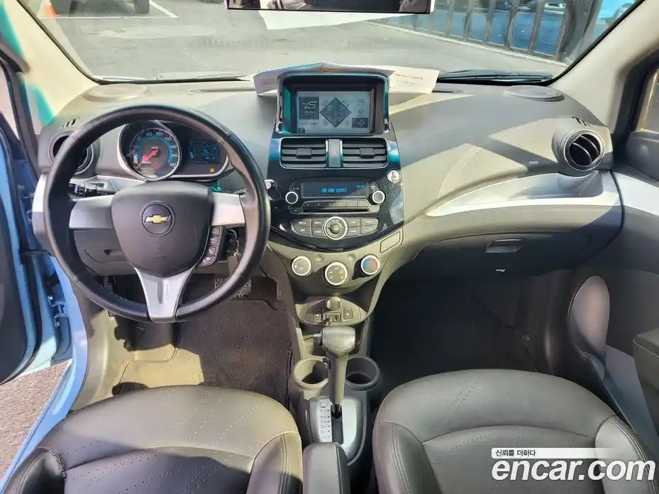 Chevrolet Spark 2013 1.0 гидро в Москве, фото 7