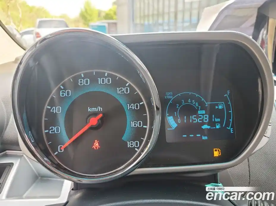 Chevrolet Spark 2013 1.0 гидро в Москве, фото 8