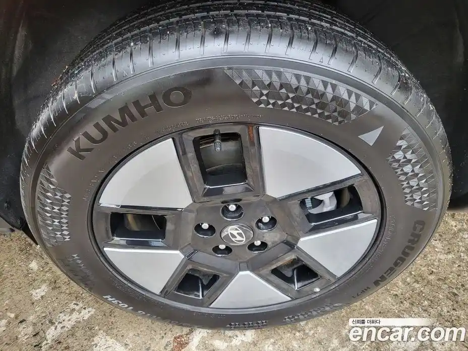Hyundai Santa Fe 2024 1.6 гидро в Москве, фото 20