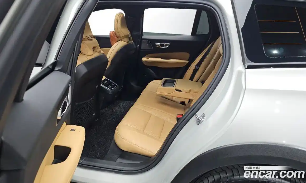 Volvo V60 2020 2.0 гидро в Москве № 212814, фото 11
