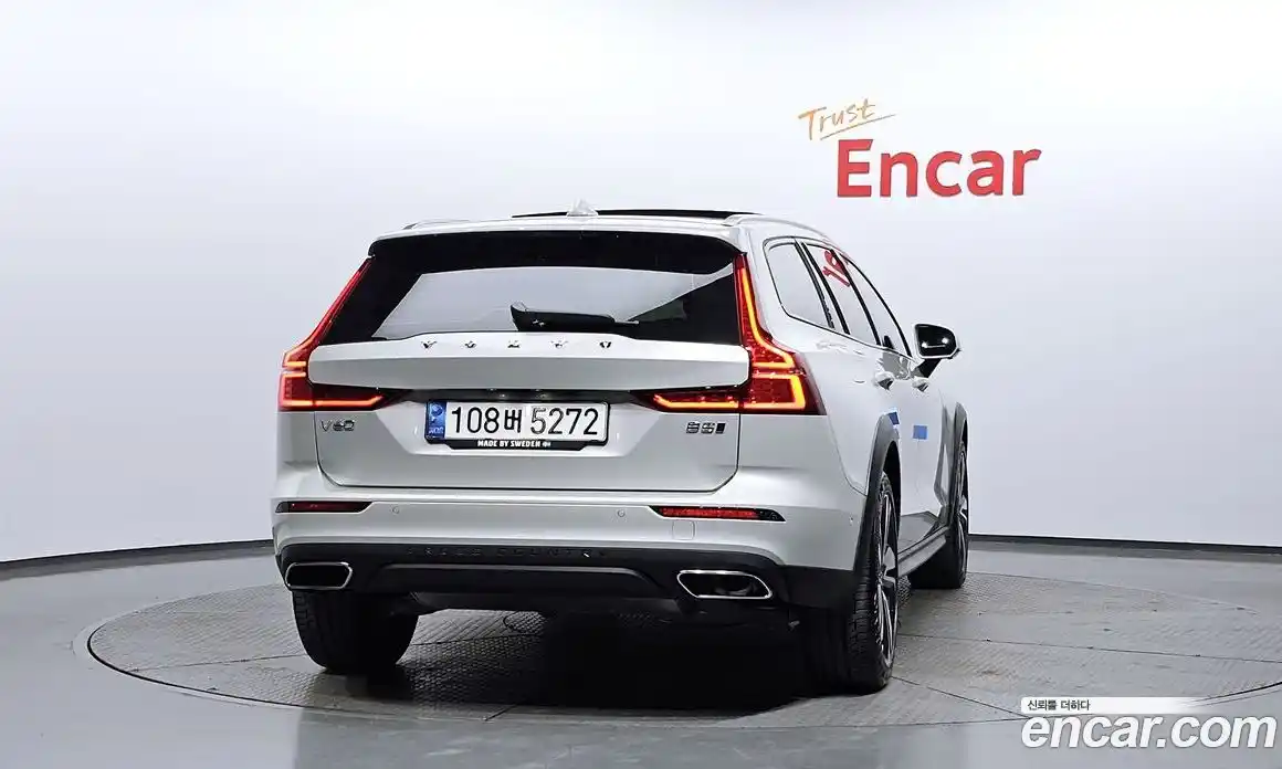 Volvo V60 2020 2.0 гидро в Москве № 212814, фото 4
