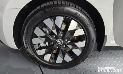 Hyundai Staria 2025 2.2 гидро в Москве № 2196929, миниатюра 5