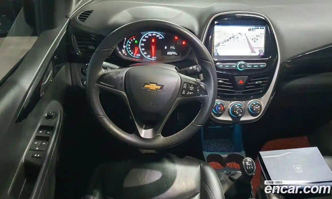 Chevrolet Spark 2016 1.0 механика в Москве № 219746, фото 12