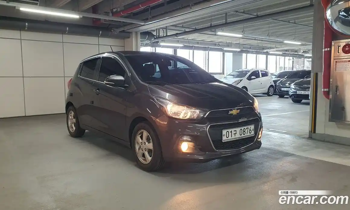 Chevrolet Spark 2016 1.0 механика в Москве № 219746, фото 8