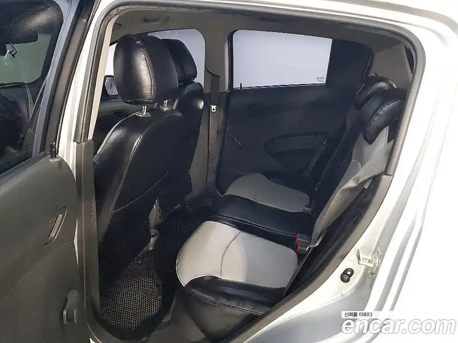 Chevrolet Spark 2013 1.0 гидро в Москве № 2200492, фото 7