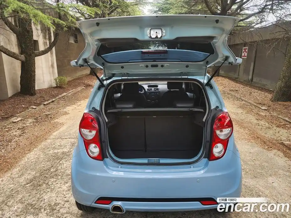 Chevrolet Spark 2013 1.0 вариатор в Москве № 2200526, фото 20