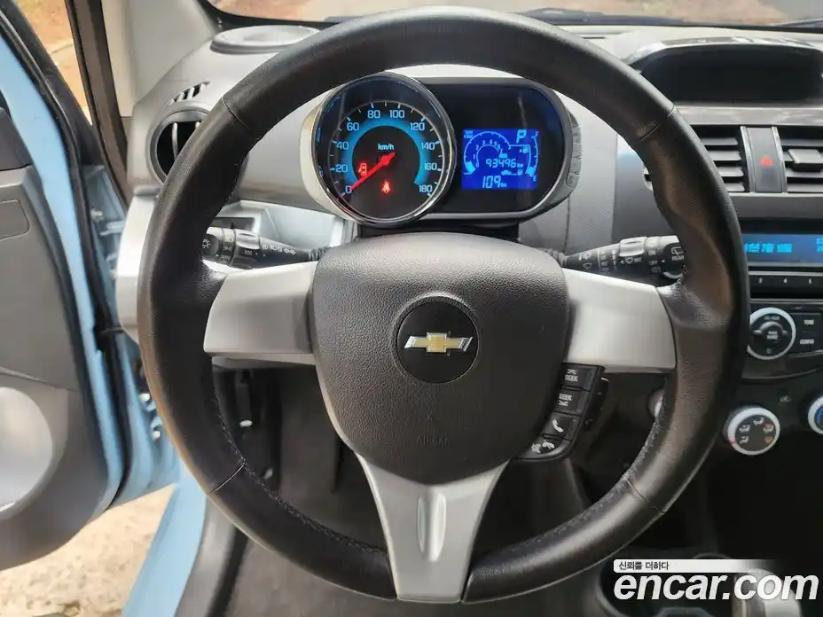 Chevrolet Spark 2013 1.0 вариатор в Москве № 2200526, фото 10
