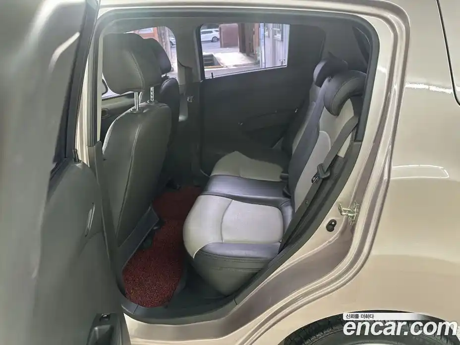 Chevrolet Spark 2012 1.0 гидро в Москве № 2200600, фото 13