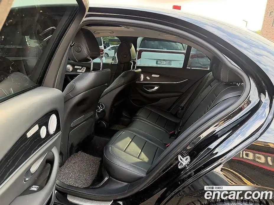 Mercedes-Benz E-Class 2020 2.0 гидро в Москве № 2201317, фото 7