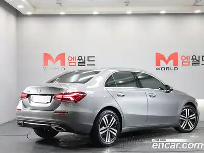 Mercedes-Benz A-Class 2021 2.0 гидро в Москве № 2201454, миниатюра 2